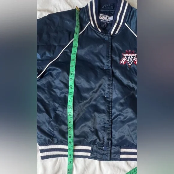 New York Yankees Cooperstown Collection G-III Sports By Carl Banks Team Jacket - Picture 5 of 9